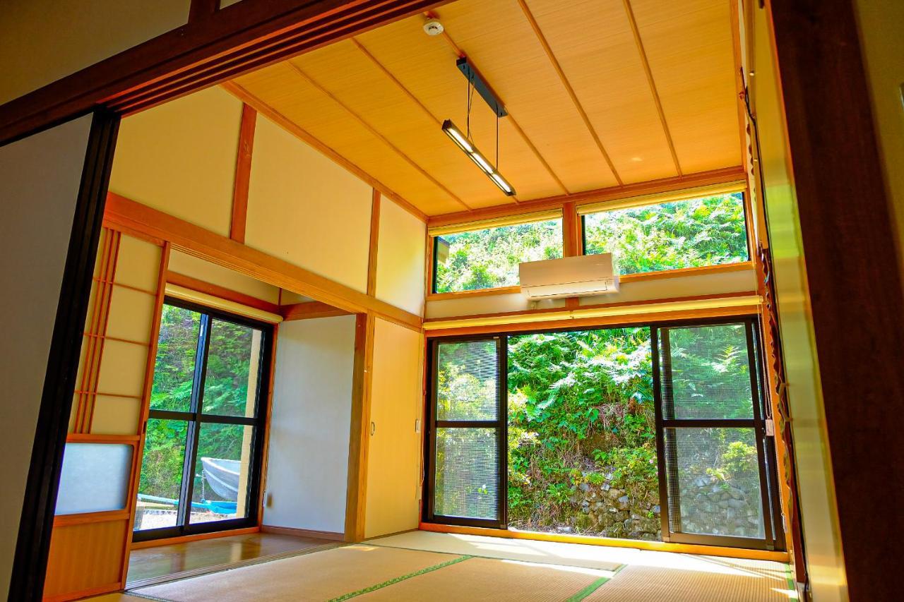 四万十川まで歩いて行ける 一棟まるっと貸し切りの宿 Gu Shimanto  Eksteriør bilde